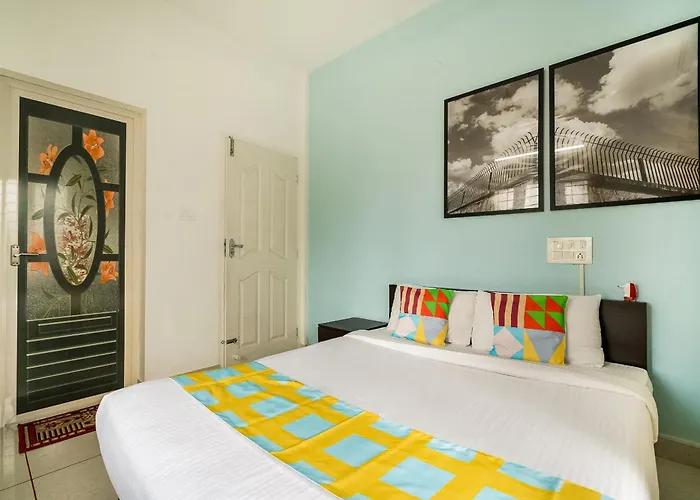 Hotel O Thykoodam Apartments
